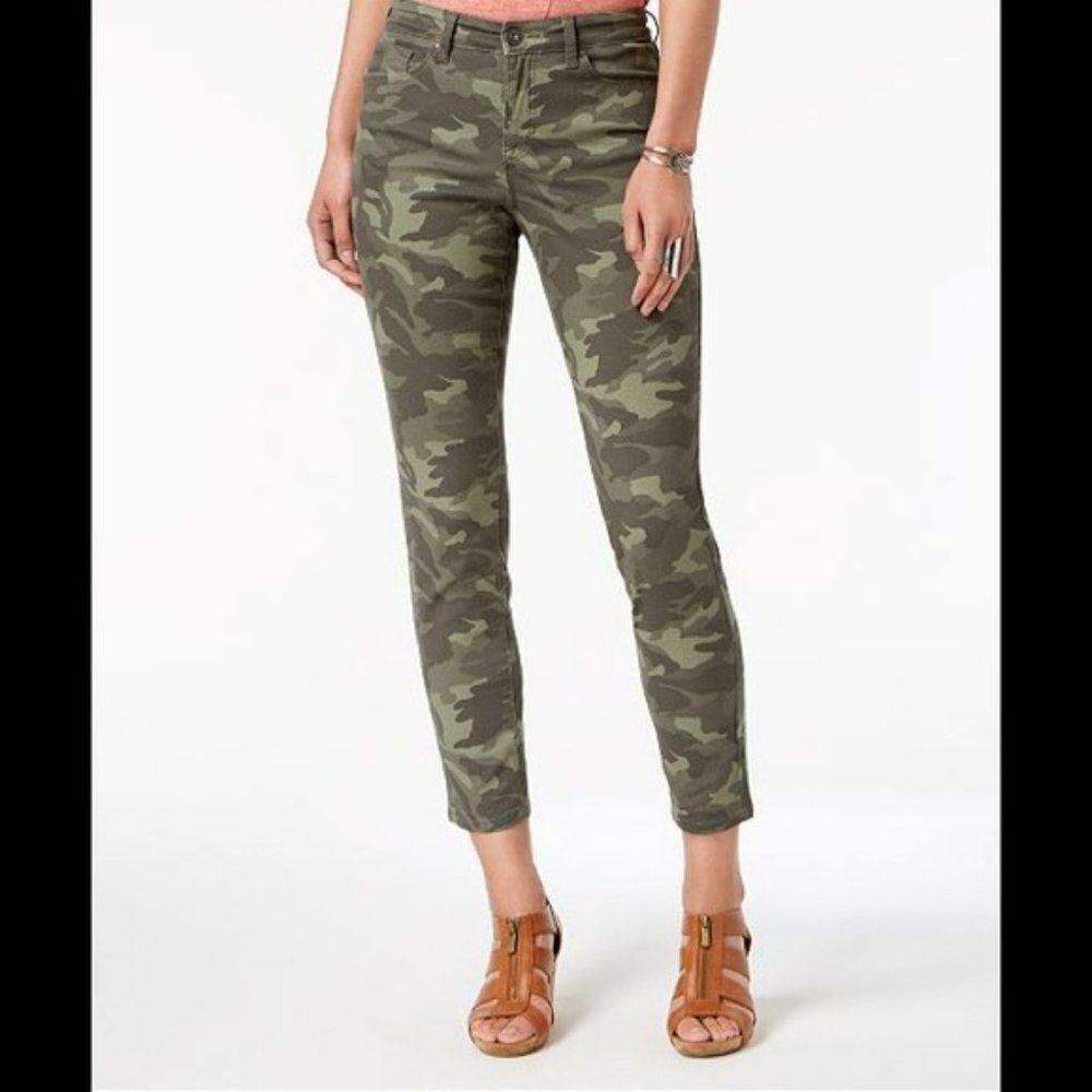 Style & Co camouflage jeans Army Camo Denim SZ 2 6 skinny Ankle crop